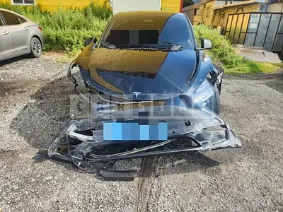 Photo 1 of 17: 2022 Tesla Model Y Long Range — Korean insurance auction