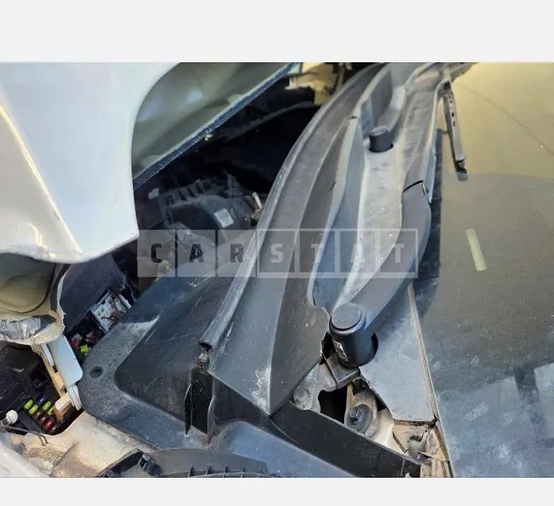 Photo 2 of 14: 2015 Kia Sorento — Korean insurance auction