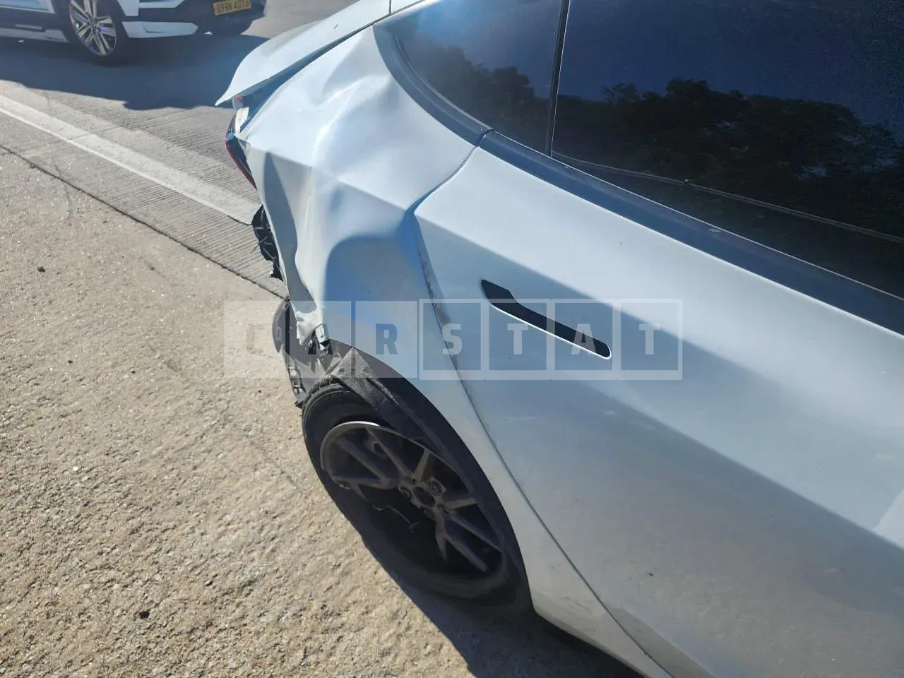 Photo 2 of 13: 2021 Tesla Model 3 Long Range, VIN 5YJ3E1EB3MF947524 — Korean insurance auction