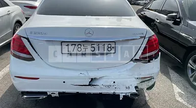 Photo 1 of 32: 2020 Mercedes-Benz E220 d 4Matic, VIN W1KZF0FB9LA845707 — Korean insurance auction