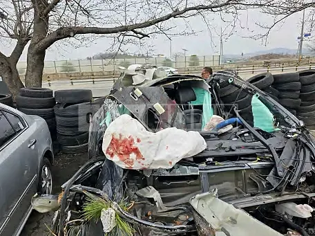 Photo 2 of 5: 2018 Hyundai Kona, VIN KMHK3816GJU003161 — Korean insurance auction