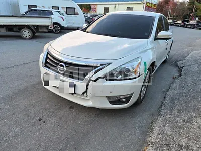Photo 1 of 10: 2015 Nissan Altima 2.5 — Korean insurance auction