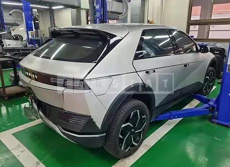 Photo 2 of 21: 2023 Hyundai Modern Ionic 5 — Korean insurance auction