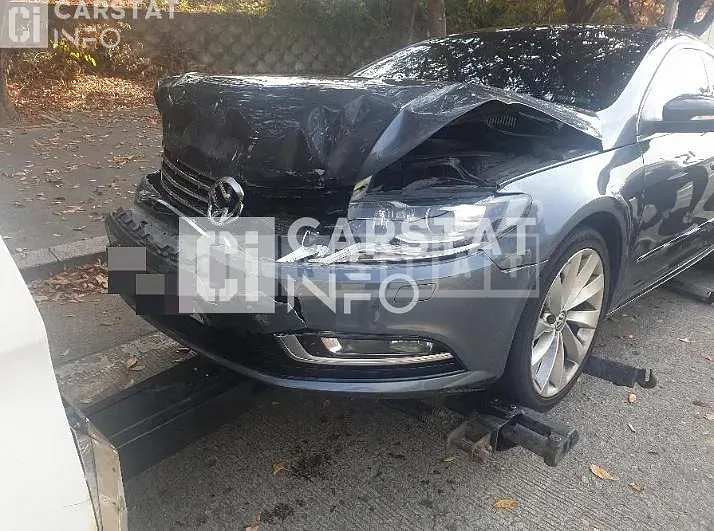 Photo 3 of 3: 2014 Volkswagen CC 2.0 TDI Blue Motion — Korean insurance auction