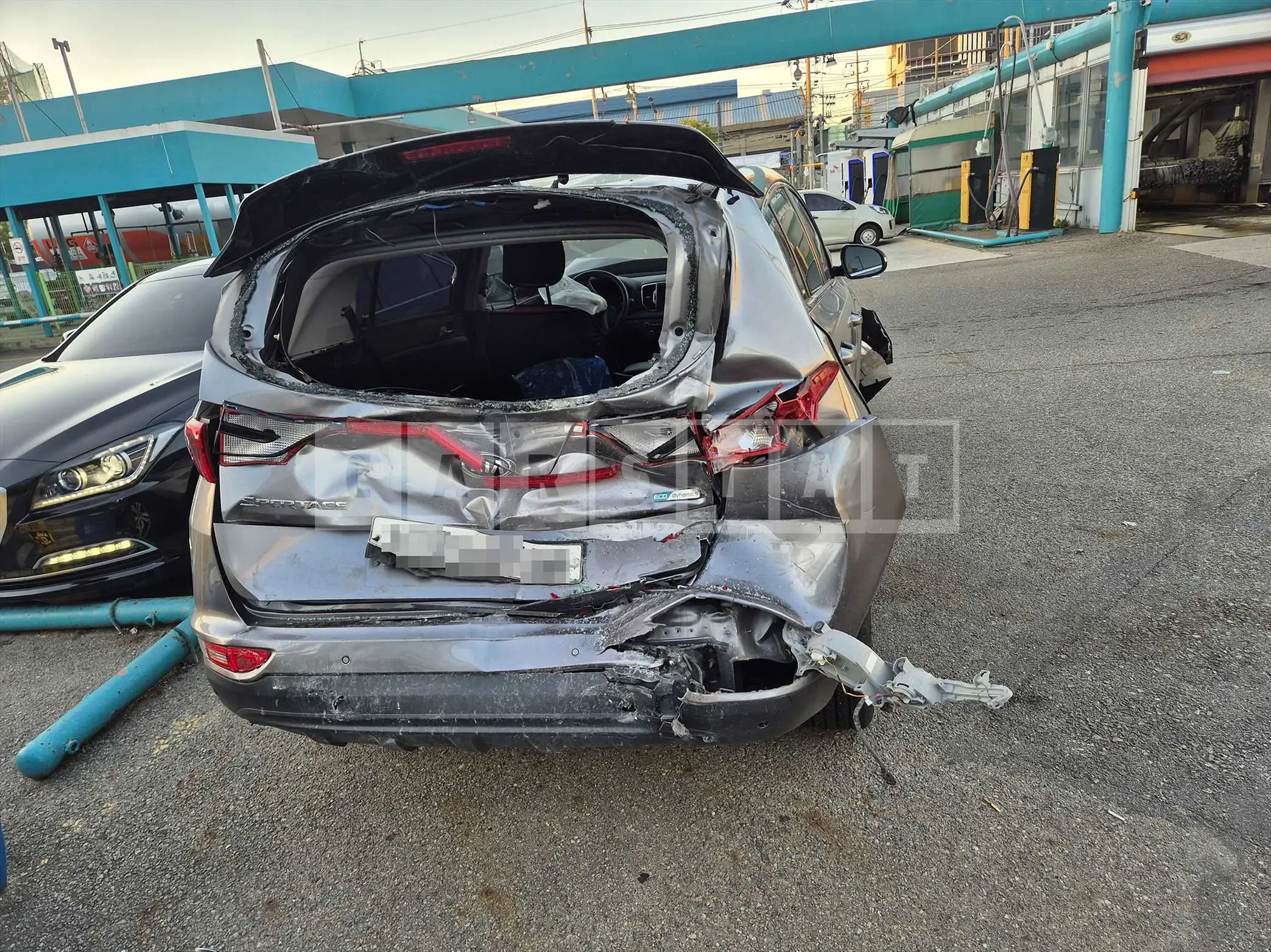 Photo 2 of 12: 2017 Kia Sportage 1.7 — Korean insurance auction