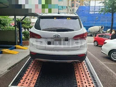 Photo 1 of 16: 2014 Hyundai Santa Fe 2.0 — Korean insurance auction