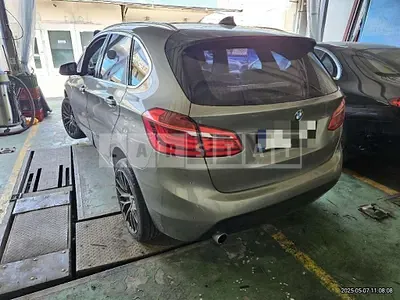 Photo 1 of 23: 2017 BMW Active Tourer — Korean insurance auction