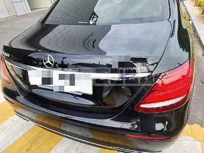 Photo 1 of 22: 2019 Mercedes-Benz E300 4Matic, VIN WDDZF4KB2KA635994 — Korean insurance auction