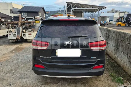 Photo 2 of 29: 2017 Kia Sorento, VIN KNAPS81ABHA279670 — Korean insurance auction