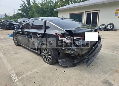 Photo 1 of 14: 2020 Kia K5 — Korean insurance auction