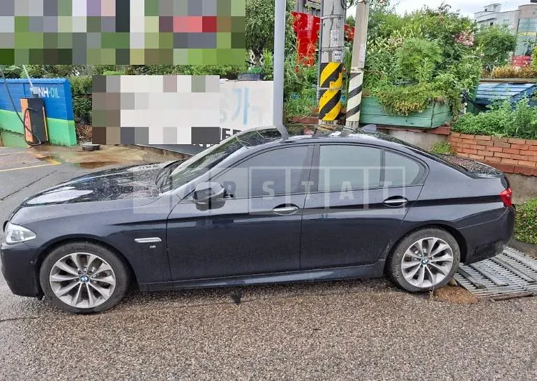 Photo 3 of 3: 2016 BMW 520d xDrive — Korean insurance auction