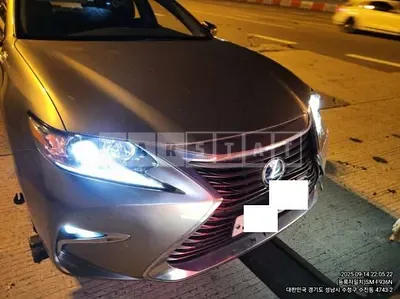 Photo 1 of 10: 2017 Lexus ES300h — Korean insurance auction
