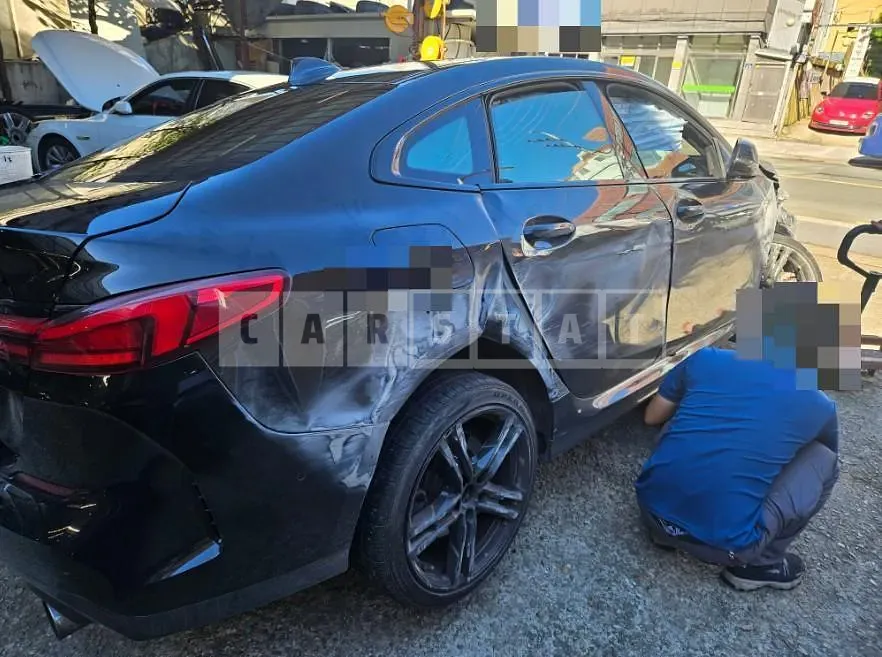 Photo 2 of 4: 2022 BMW 220i Gran Coupe — Korean insurance auction