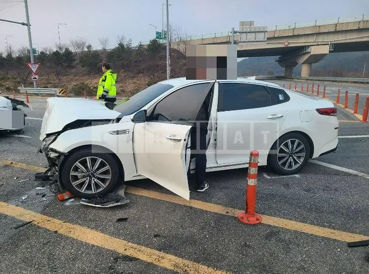 Photo 2 of 12: 2019 Kia K5, VIN KNAGT411BKA338141 — Korean insurance auction