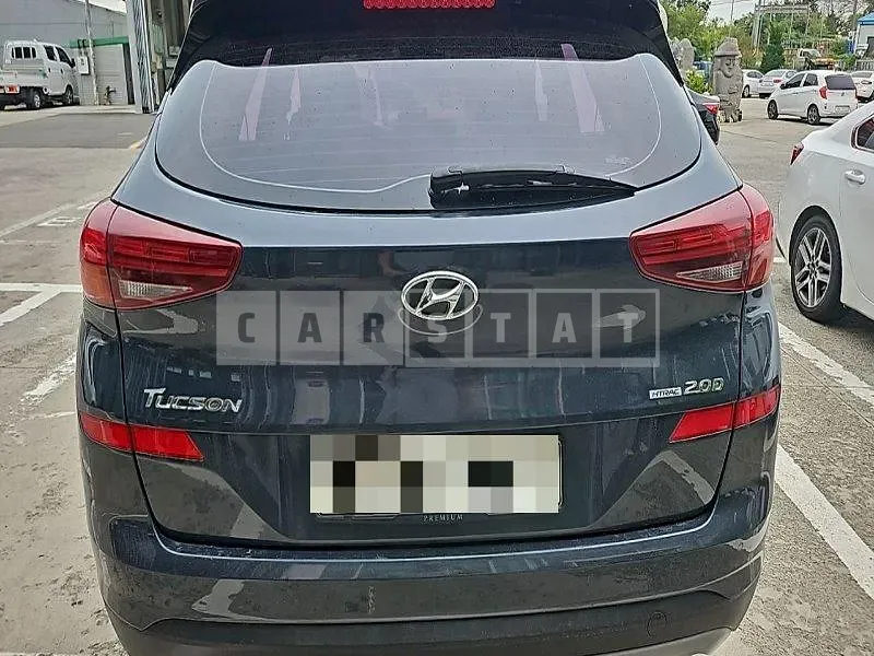 Photo 2 of 49: 2019 Hyundai Tucson 2.0 — Korean insurance auction
