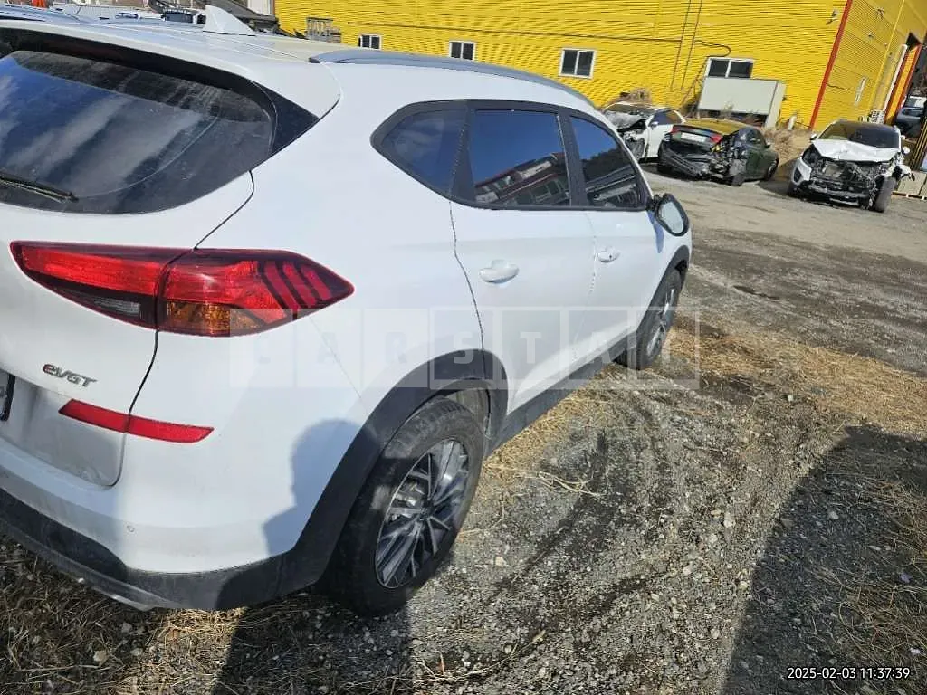 Photo 2 of 14: 2019 Hyundai Tucson — Korean insurance auction
