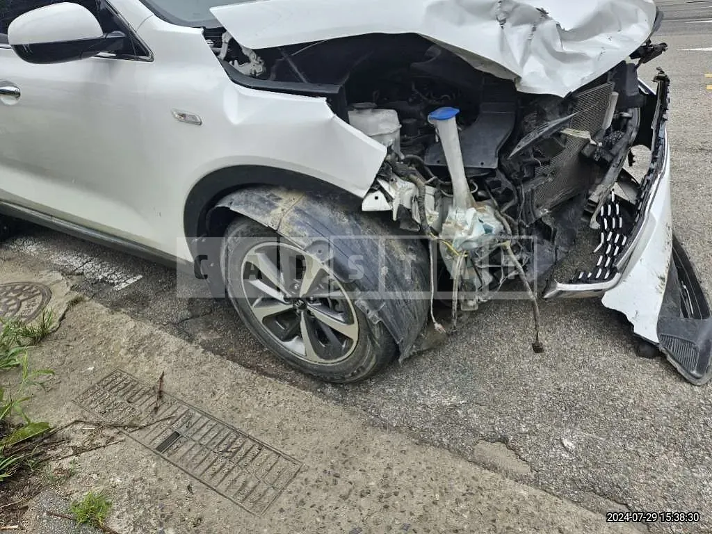 Photo 2 of 10: 2018 Kia Sorento — Korean insurance auction