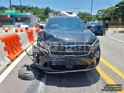 Photo 1 of 13: 2019 Kia Sorento 4WD — Korean insurance auction