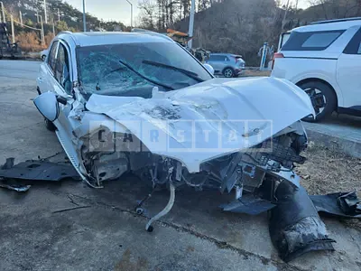 Photo 1 of 11: 2021 Genesis GV70, VIN KMTMB81ADMU014549 — Korean insurance auction