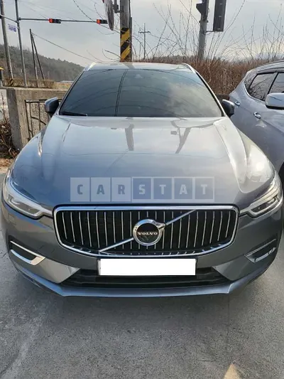 Photo 1 of 16: 2018 Volvo XC60 D4, VIN YV1UZA8ACJ1014246 — Korean insurance auction