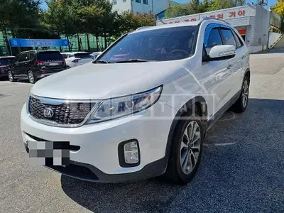 Photo 1 of 15: 2014 Kia Sorento R 2.0 (4WD) — Korean insurance auction