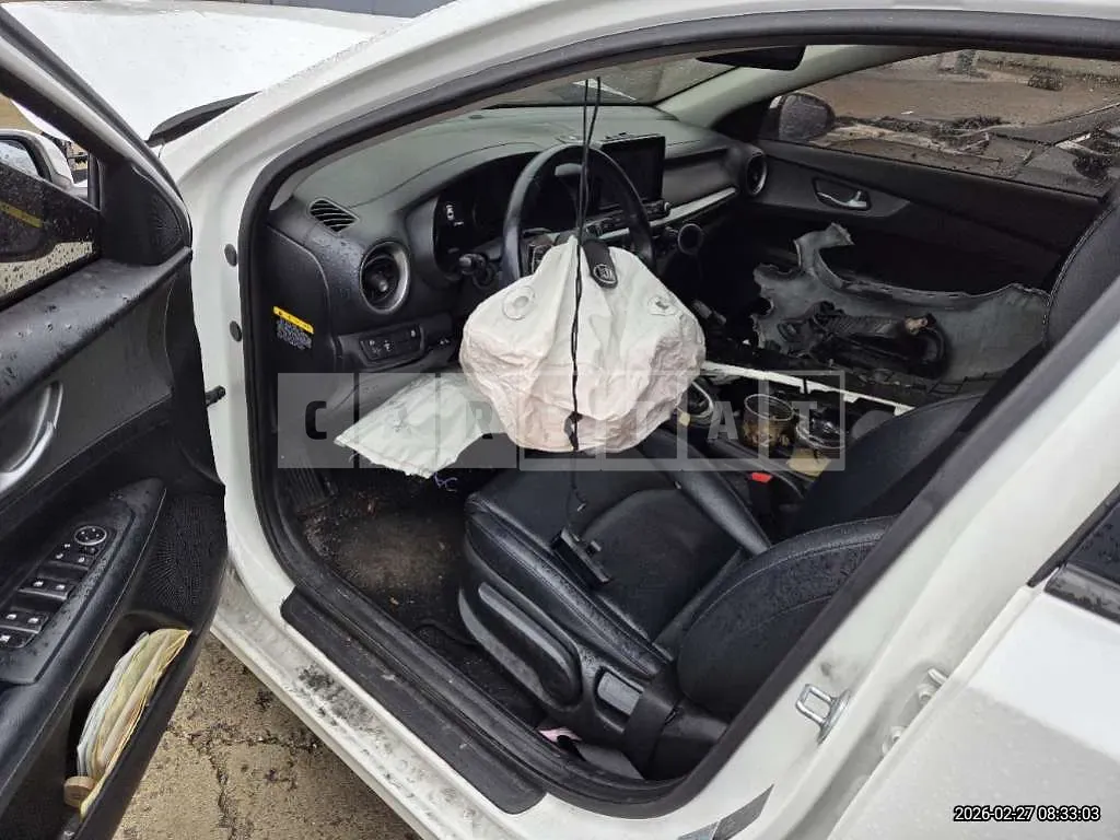 Photo 2 of 17: 2018 Kia Kz — Korean insurance auction