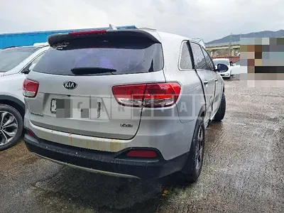 Photo 1 of 18: 2015 Kia Sorento — Korean insurance auction