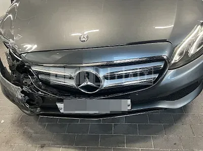 Photo 1 of 6: 2016 Mercedes-Benz E200 — Korean insurance auction