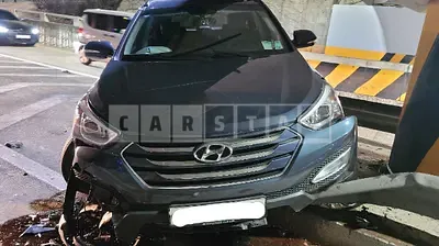 Photo 1 of 17: 2015 Hyundai Santa Fe, VIN KMHSW81UBFU479839 — Korean insurance auction