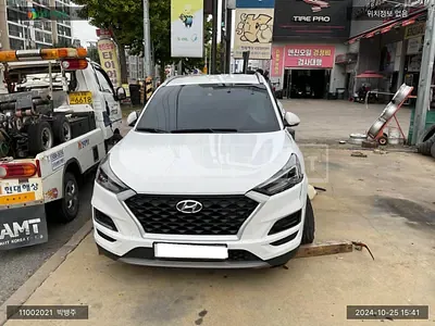 Photo 1 of 13: 2019 Hyundai Tucson, VIN KMHJ381ABKU128981 — Korean insurance auction