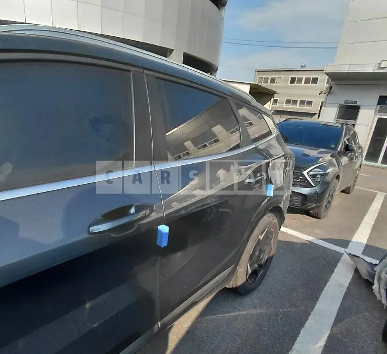 Photo 2 of 28: 2025 Kia Sportage — Korean insurance auction