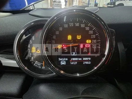Photo 2 of 25: 2020 MINI Cooper Five-DOOR(16 17 18), VIN WMWXV7100L2MB6791 — Korean insurance auction