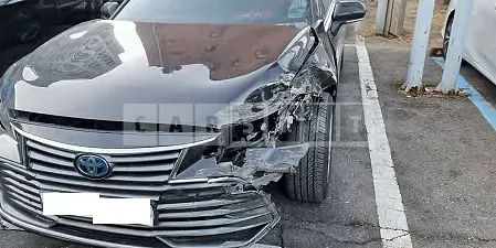Photo 2 of 49: 2019 Toyota Avalon, VIN 4T1B21FB3KU010384 — Korean insurance auction