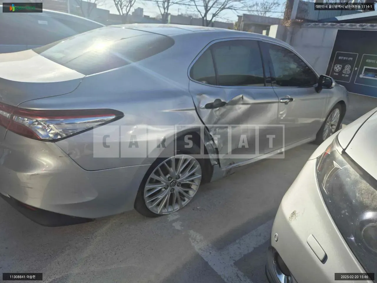 Photo 2 of 11: 2017 Toyota Camry, VIN JTNB11HK4J3039297 — Korean insurance auction