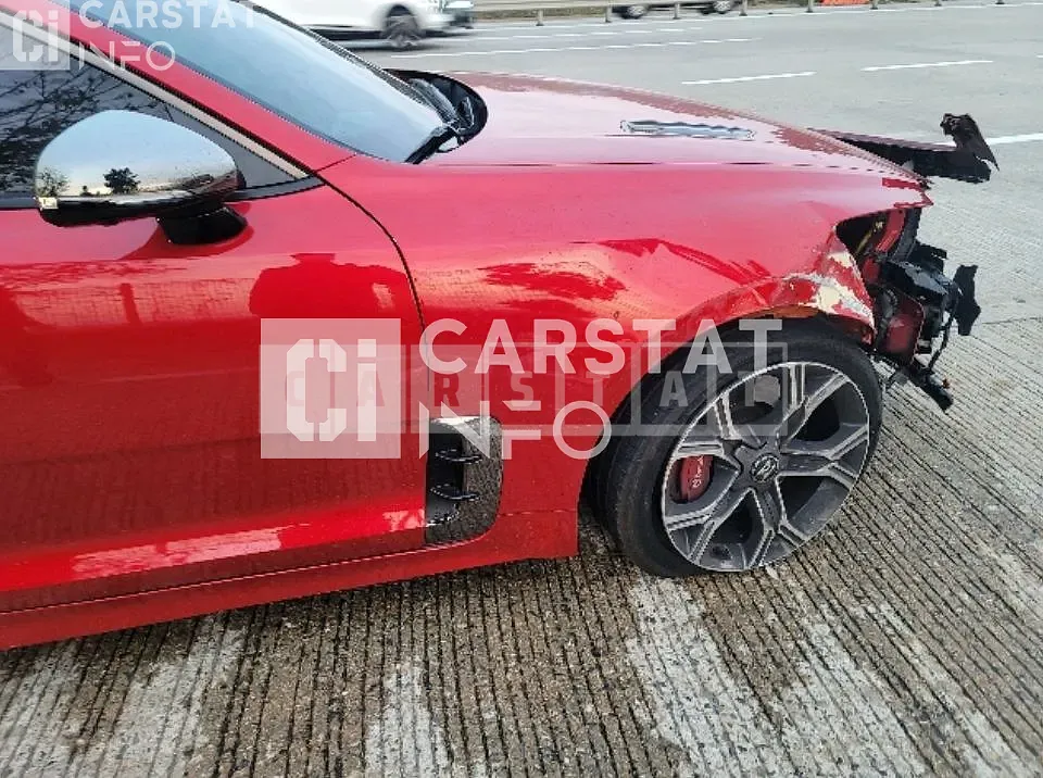 Photo 2 of 5: 2019 Kia Stinger 2.2 — Korean insurance auction