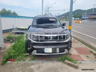 Photo 1 of 76: 2021 Kia Mojave 3.0 (4WD), VIN KNAKN814DMA223403 — Korean insurance auction