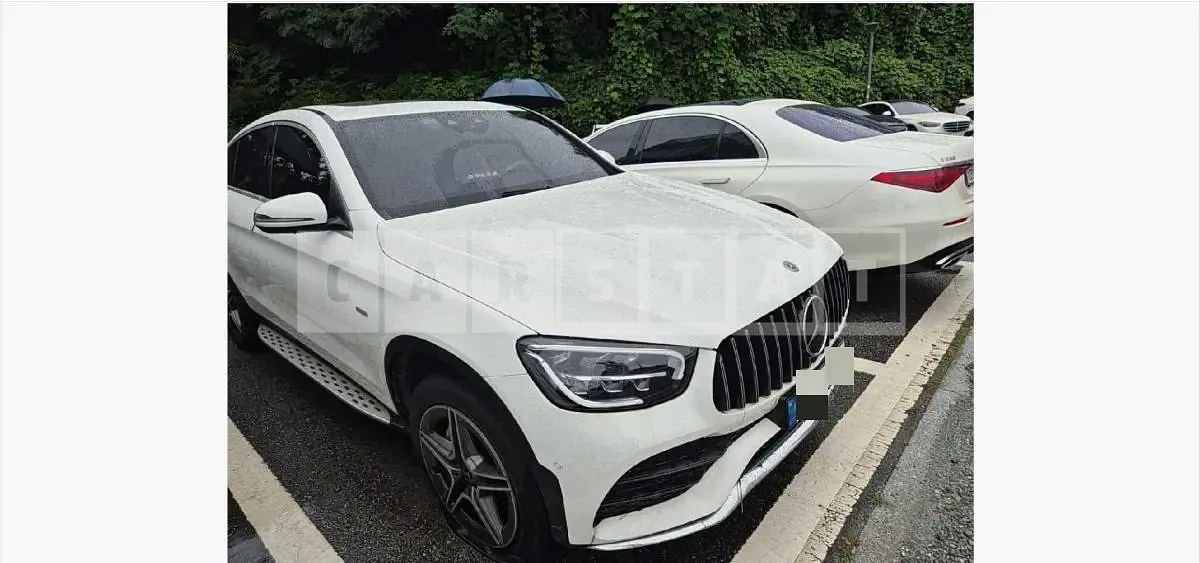 Photo 2 of 62: 2021 Mercedes-Benz GLC300 e 4Matic Coupe — Korean insurance auction