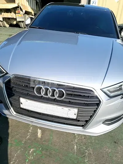 Photo 1 of 26: 2018 Audi I 40TFSI, VIN WAUZZZ8VXJ1094575 — Korean insurance auction