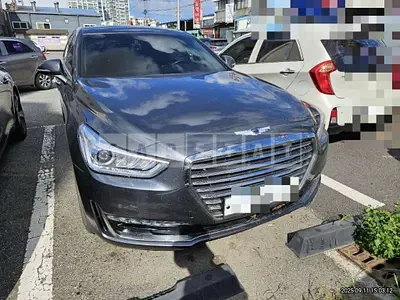 Photo 1 of 31: 2017 Genesis EQ900 3.8 — Korean insurance auction
