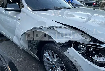 Photo 2 of 18: 2015 BMW 118d, VIN WBA1C1107FJ837814 — Korean insurance auction