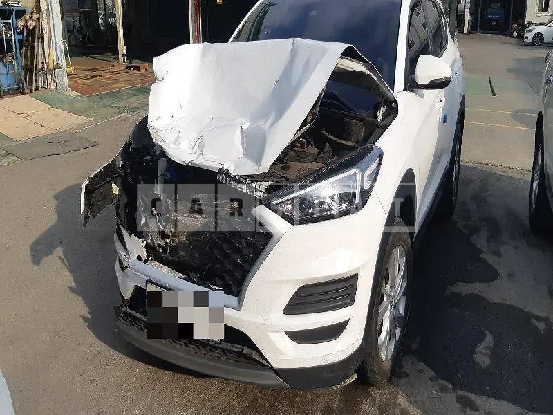 Photo 2 of 28: 2019 Hyundai Tucson TL, VIN KMHJ281ABKU978259 — Korean insurance auction