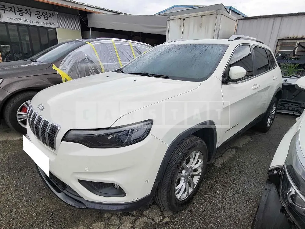 Photo 2 of 18: 2018 Jeep Cherokee 2.4, VIN 1C4PJMCB6KD124995 — Korean insurance auction
