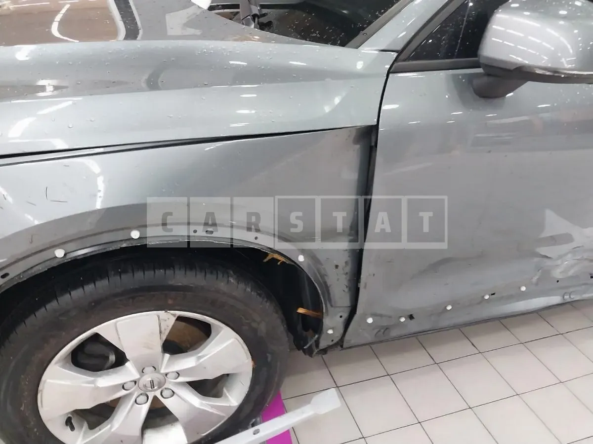 Photo 2 of 18: 2019 Volvo XC40T4 AWD — Korean insurance auction