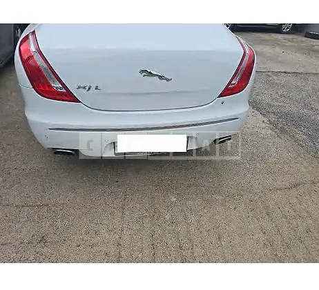 Photo 2 of 10: 2015 Jaguar XJ 3.0d — Korean insurance auction
