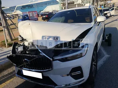 Photo 1 of 5: 2022 Volvo XC60 B5, VIN YV1UZL128P1240047 — Korean insurance auction