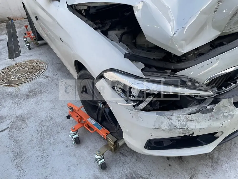 Photo 2 of 8: 2016 BMW 118d, VIN WBA1S5103GV678360 — Korean insurance auction