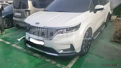 Photo 1 of 50: 2021 Kia Carnival Limousine, VIN KNANE81BBMS067503 — Korean insurance auction