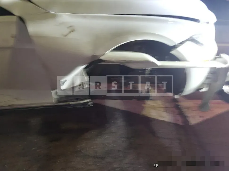 Photo 2 of 14: 2015 BMW 320d xDrive — Korean insurance auction