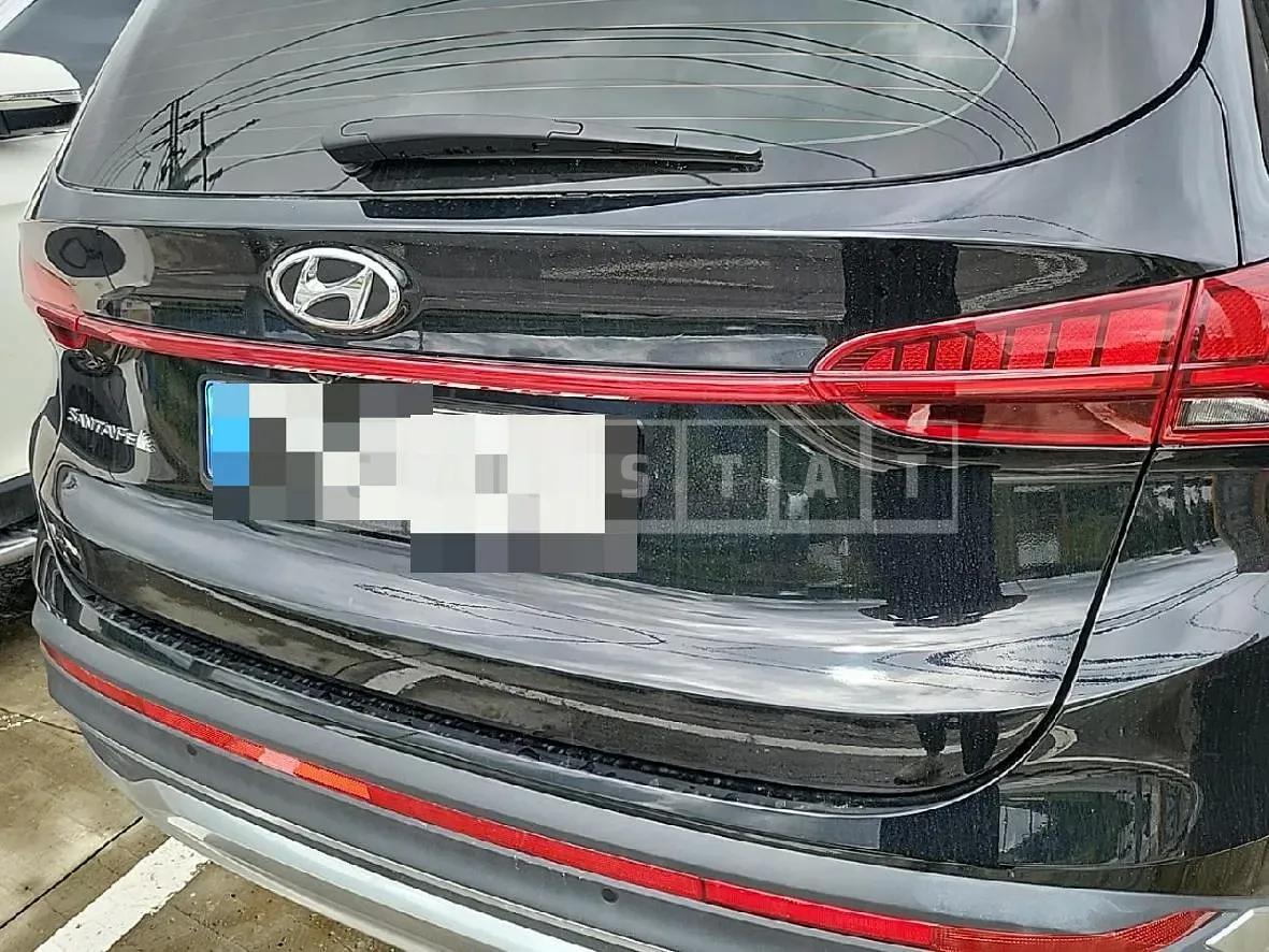 Photo 2 of 19: 2020 Hyundai Santa Fe TM, VIN KMHS381HGMU353835 — Korean insurance auction