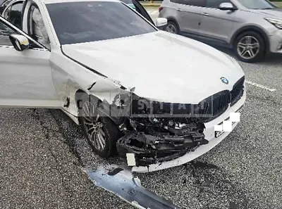 Photo 1 of 7: 2020 BMW 520i Luxury — Korean insurance auction